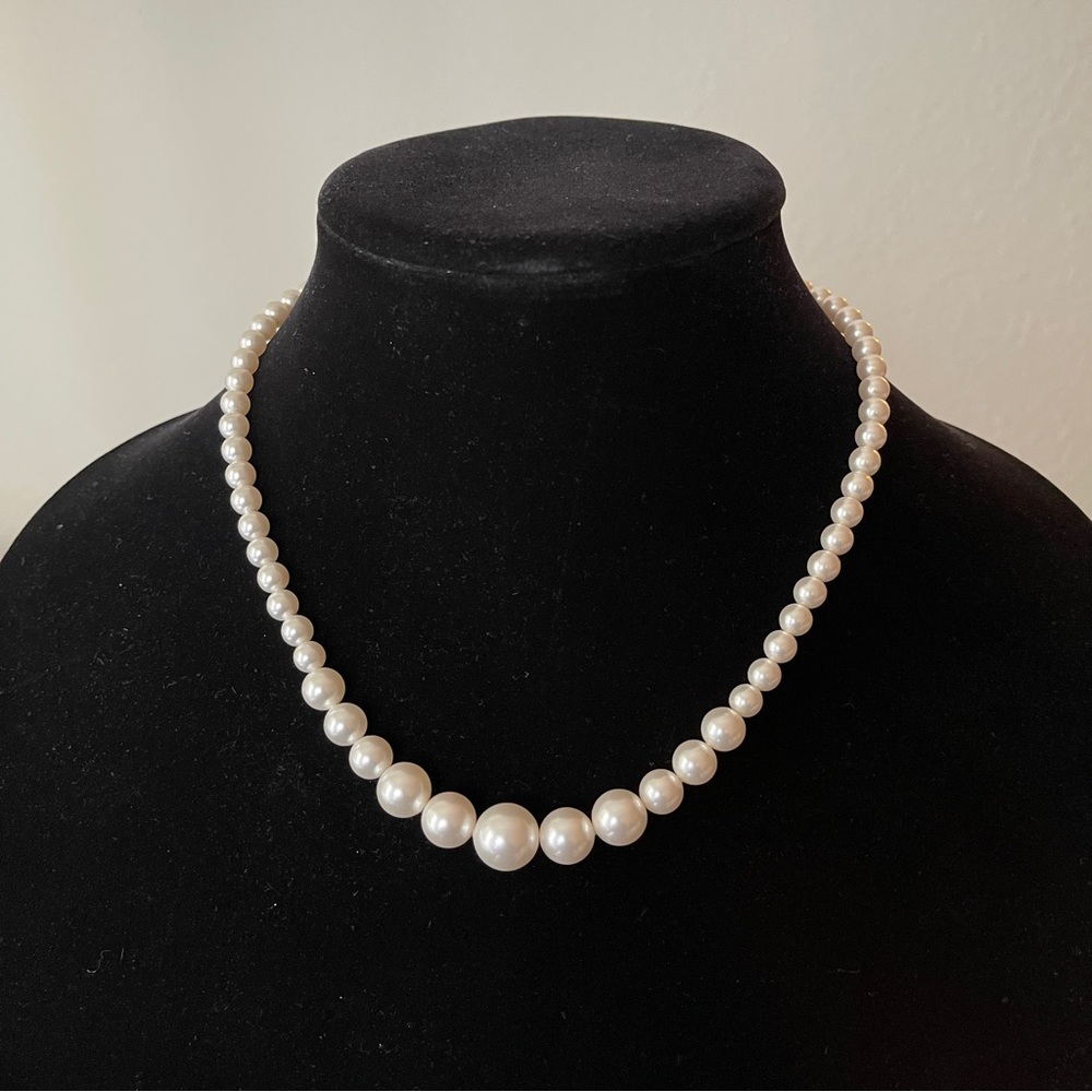 18" Fake Pearl Necklace Decorative Costume Faux Imitation Nice Looking Jewelry